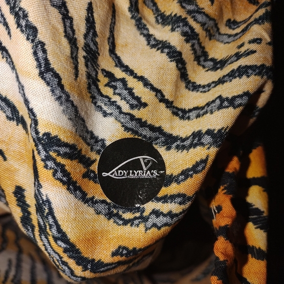 Tiger Lady dress and mask - Picture 6 of 6